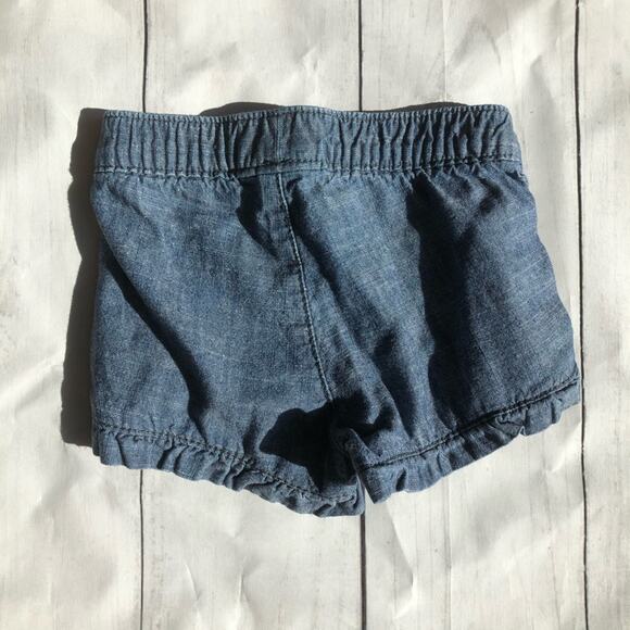 Old Navy Baby Girl Chambray Ruffle Shorts, 0-3m - Picture 3 of 7